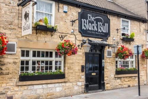 Large 4 Bedroom Home In Boston Spa Village In-Between York, Harrogate And Leeds, Sleeps 9 Exteriör bild