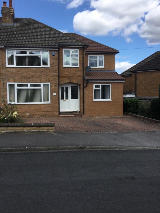 Large 4 Bedroom Home In Boston Spa Village In-Between York, Harrogate And Leeds, Sleeps 9 Exteriör bild
